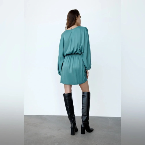 Zara SATIN EFFECT WRAP DRESS size S - Picture 3 of 11